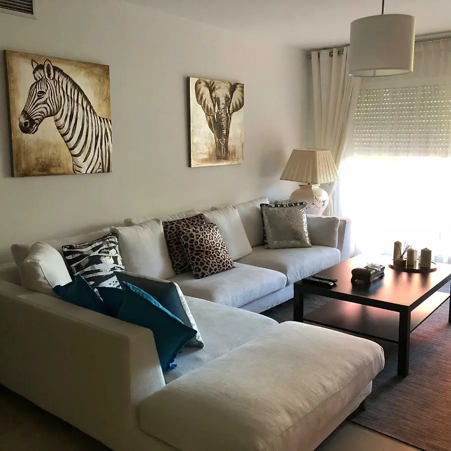 Apartament Guadalmina マルベーリャ
